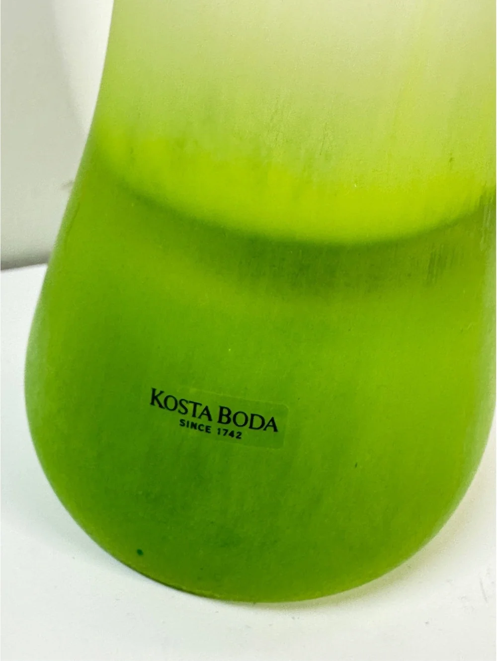 Kosta Boda Fungi Frosted Glass Vase Ruffled Rim Green Ulrica Hydman-Vallien